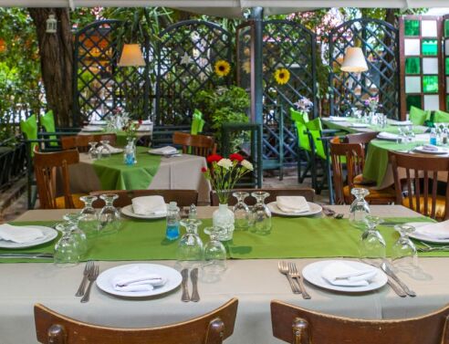 Μαγεμένος Αυλός, το θρυλικό εστιατόριο της Αθήνας