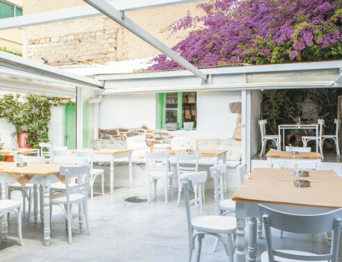 Για υπέροχη δημιουργική κουζίνα γραμμή στον Μυστικό Κήπο