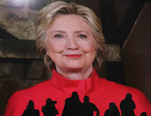 Χίλαρι Κλίντον: Η πρώτη γυναίκα που παίρνει προεδρικό χρίσμα στην ιστορία των ΗΠΑ (video, εικόνες)