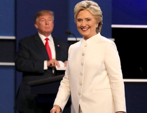 Νικήτρια και του τρίτου ντιμπέιτ η Χίλαρι Κλίντον