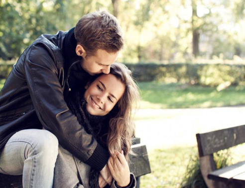 9 πράγματα που κάθε άντρας θέλει από σένα (αλλά δεν θα σ' το πει)