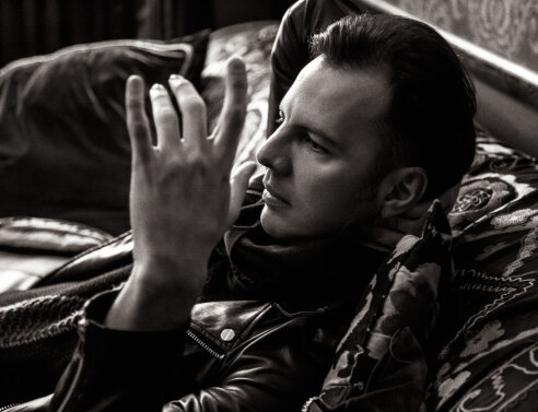 Ο σπουδαίος μαέστρος Θεόδωρος Κουρεντζής μιλά στην Athens Voice