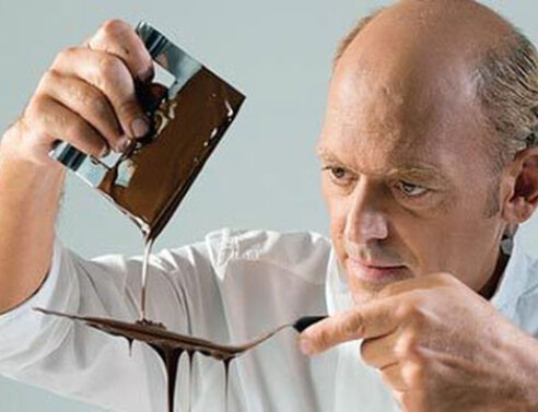 Στέλιος Παρλιάρος