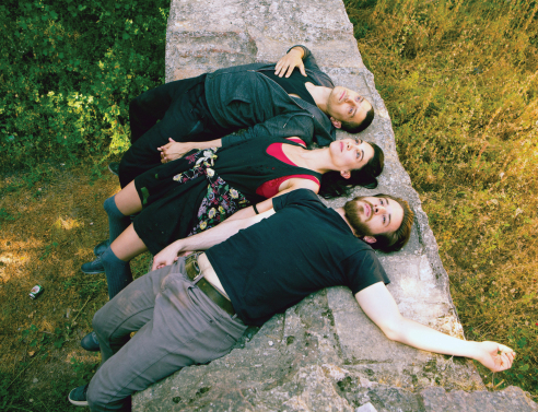 Πώς προσεγγίζει ο Έκτορας Λυγίζος τις Βάκχες του Ευριπίδη; 