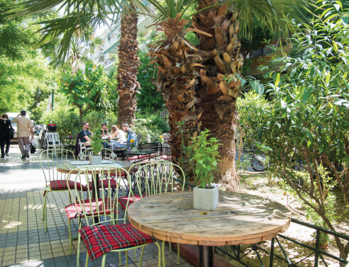 5 πεζόδρομοι με πολύ ψωμί