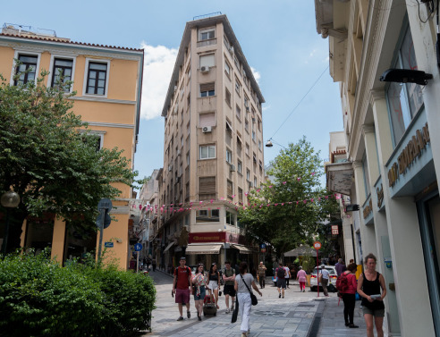 Το ξέρατε ότι έχει και η Αθήνα Φλατάιρον; 