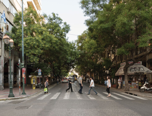 Αθήνα υπό σκιά: Γιατί δεν έχουμε περισσότερα πράσινα πεζοδρόμια, σαν κι αυτά; 