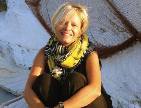 Η Ίος της Τζόση Βιτζηλαίου(διευθύντρια Δημοσίων Σχέσεων AMVYX ΑΕ)