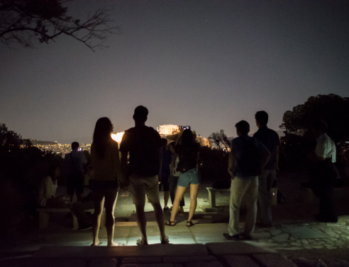 12 φωτογραφίες από την πανσέληνο στο λόφο του Φιλοπάππου