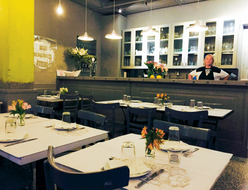 Χρύσα Χρύσα: Η υπέροχη κυρία των Πετραλώνων