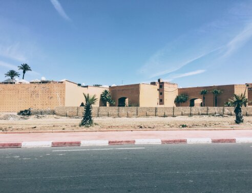 Χρώματα, βότανα και ζέστη στο Μαρακές