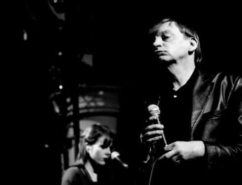 Τι εννοείς ο Mark E Smith δεν υπάρχει πια; 