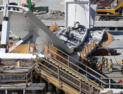 Πεζογέφυρα Μαϊάμι: Τo πριν και το μετά μιας κατάρρευσης (video) 