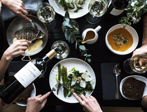 4 υπέροχα κρασιά για το πασχαλινό τραπέζι