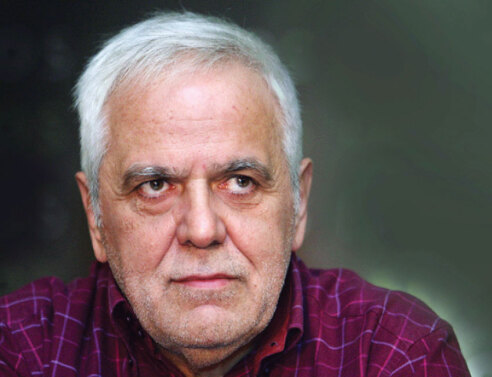 Πάσχος Μανδραβέλης