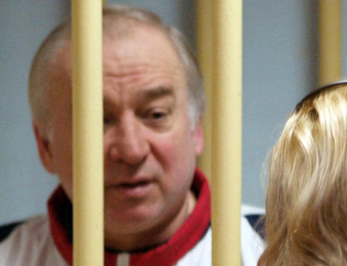 Υπόθεση Σκριπάλ: Σε υγρή μορφή το «φαρμάκι» στον πρώην διπλό πράκτορα και την κόρη του