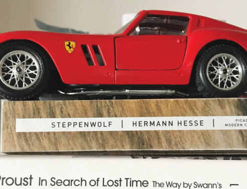 Με τα σύμπαντα στις τσέπες μας