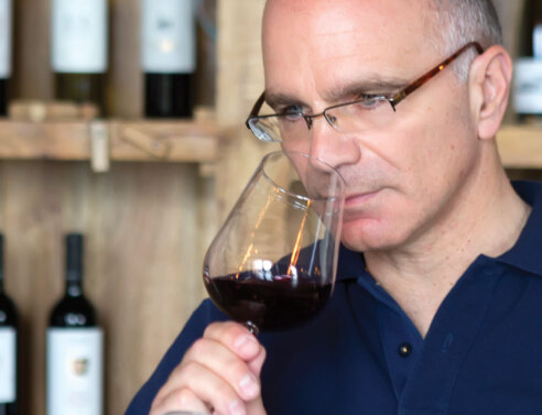 Δύο νέα κρασιά δίνουν άρωμα στο φετινό καλοκαίρι