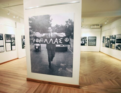 Η ερώτηση της εβδομάδας από την A.V. και την Prorata: Είναι η ιστορία «αριστερή»;