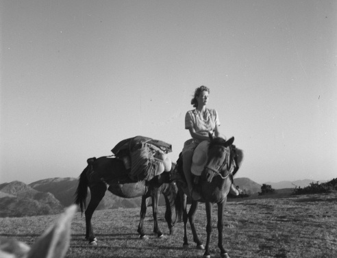Η Τζόαν Λι Φέρμορ στην Αθήνα ξανά