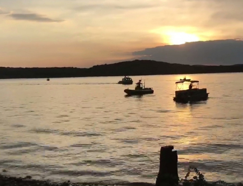 Μοιραία βόλτα με «βάρκα-πάπια» - 11 νεκροί σε λίμνη στο Μιζούρι (εικόνες, video)