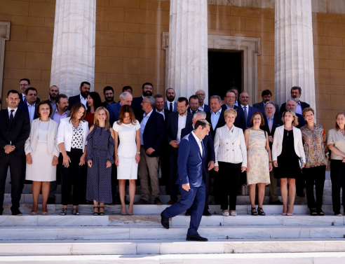 Η ερώτηση της εβδομάδας από την A.V. και την Prorata - Ανασχηματισμός: επιστροφή του «παλιού» ή άφιξη στο «κανονικό»;