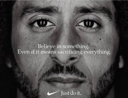 Η Nike τιμά τον αθλητή - σύμβολο Κόλιν Κάπερνικ με τον πιο όμορφο τρόπο