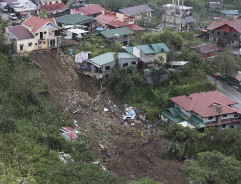 Στους 59 οι νεκροί στις Φιλιππίνες από το πέρασμα του υπερτυφώνα Μανγκούτ