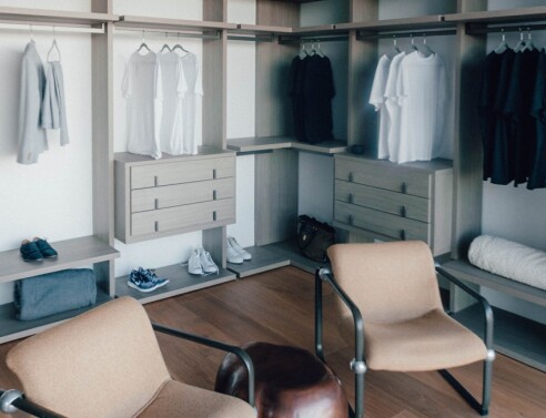 Τι δεν πρέπει να λείπει από την ντουλάπα κάθε άντρα