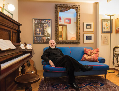 O Διονύσης Σαββόπουλος έχει όρεξη να στήνει προγράμματα 