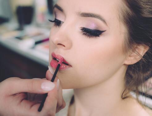 Αυτές είναι οι 10 μάρκες μακιγιάζ που αναζητήθηκαν πιο πολύ το 2018
