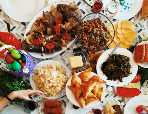 8 εστιατόρια για να κάνεις Πάσχα στην Αθήνα