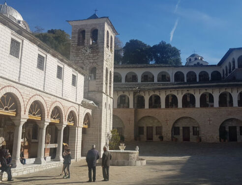 H ιερά μονή της Παναγίας Εικοσιφοίνισσας