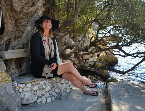 Η Σκιάθος της Αλεξίας Έβερτ