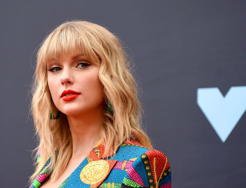 VMAs: Οι καλύτερες εμφανίσεις στο κόκκινο χαλί
