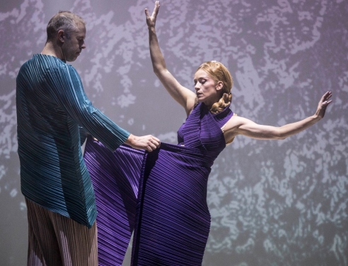 Ντεμπούτο στην ελληνική σκηνή