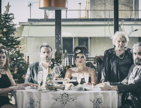 Πατέρας, Σκην. Βασίλης Μπισμπίκης / Θέατρο Αποθήκη