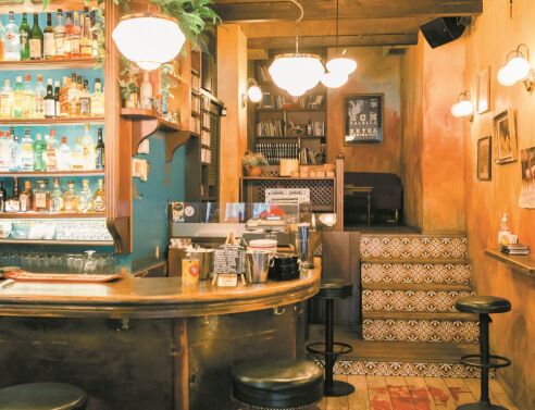 Blue Peach: Το αγαπημένο στέκι του Χολαργού 