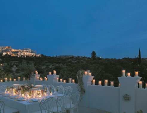 Kuzina: Δείπνο στην πιο μαγευτική tarazza της πόλης