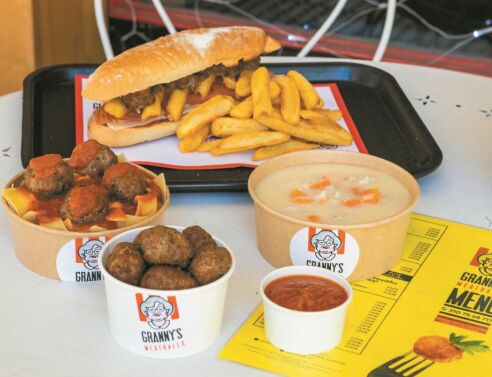 Granny’s Meatballs: ένα νόστιμο στέκι αφιερωμένο στα κεφτεδάκια!