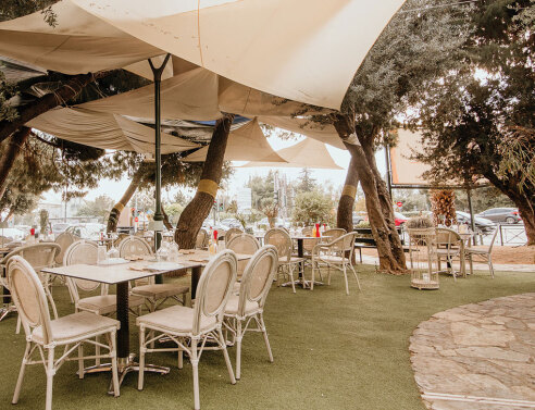 Alpino Cucina Italiana: Αυθεντική ιταλική κουζίνα σε έναν υπέροχο καταπράσινο κήπο 