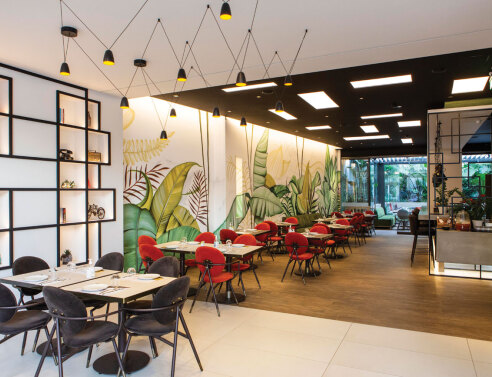 Ivis 4, τo all day bar restaurant με υπογραφή του Γιάννη Λουκάκου