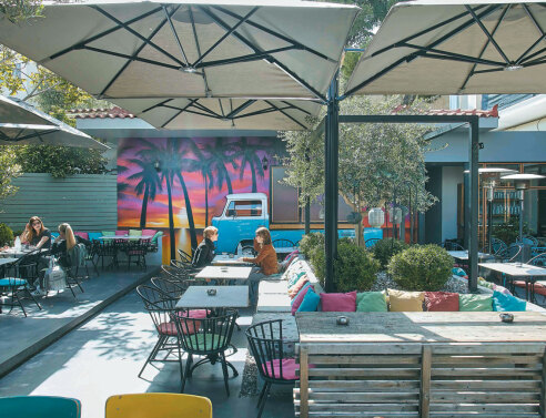 Mr Peacock, το ιδιαίτερο all day café bar του Χαλανδρίου 