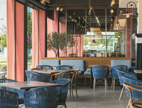 Napolitivo: Dolce Vita στη Μαρίνα Φλοίσβου