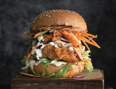 Pax Burgers, το hot burger spot στην πλατεία Αγίας Ειρήνης