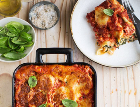 Κανελόνια γεμιστά με σπανάκι και ρικότα