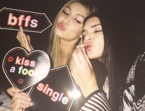 10 δώρα για του Αγίου Βαλεντίνου για να κάνεις στη single κολλήτη σου