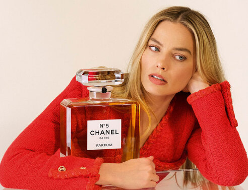 Η Μάργκο Ρόμπι, το πρόσωπο του Chanel No.5