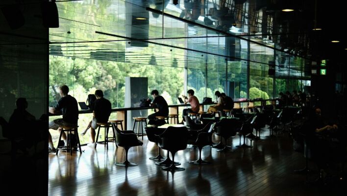 Coffee omakase: Όταν η Ιαπωνία μετατρέπει τον καφέ σε τελετουργία