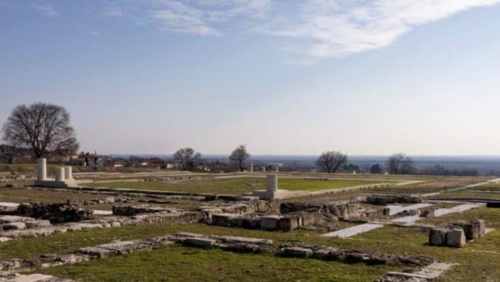 Eγκαινιάστηκε ο αρχαιολογικός χώρος του Ανακτόρου της Πέλλας